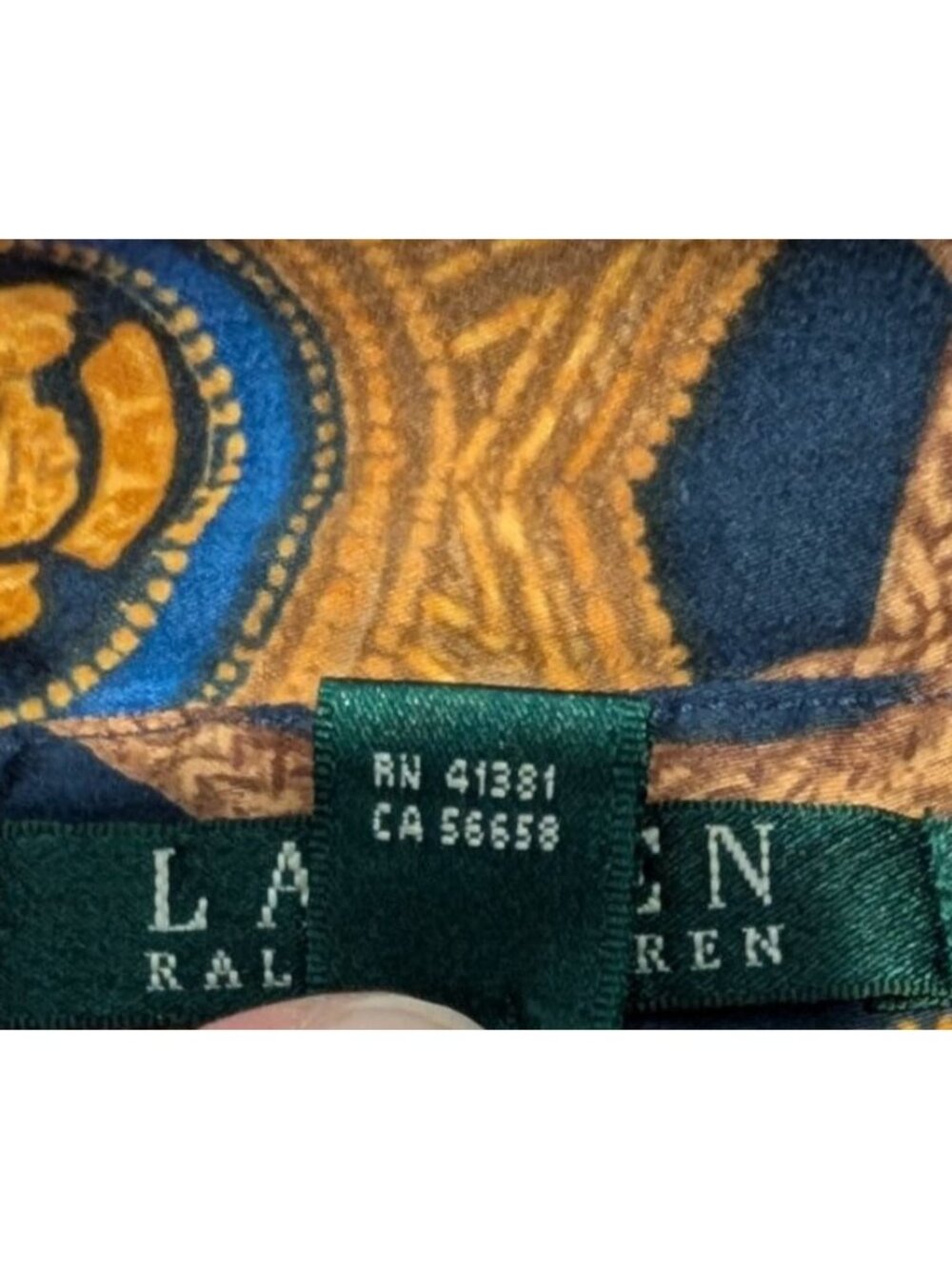 Lauren Ralph Lauren Navy Blue Button-Up Blouse Gold Chain Emblem Print Womens XL - Picture 11 of 14